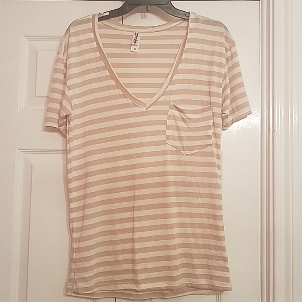 NWOT!!! American Twist V neck shirt